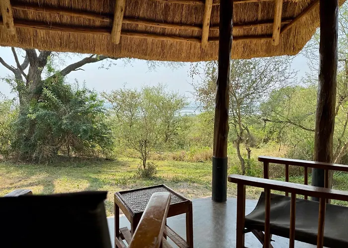 Bwana Tembo Safari Camp