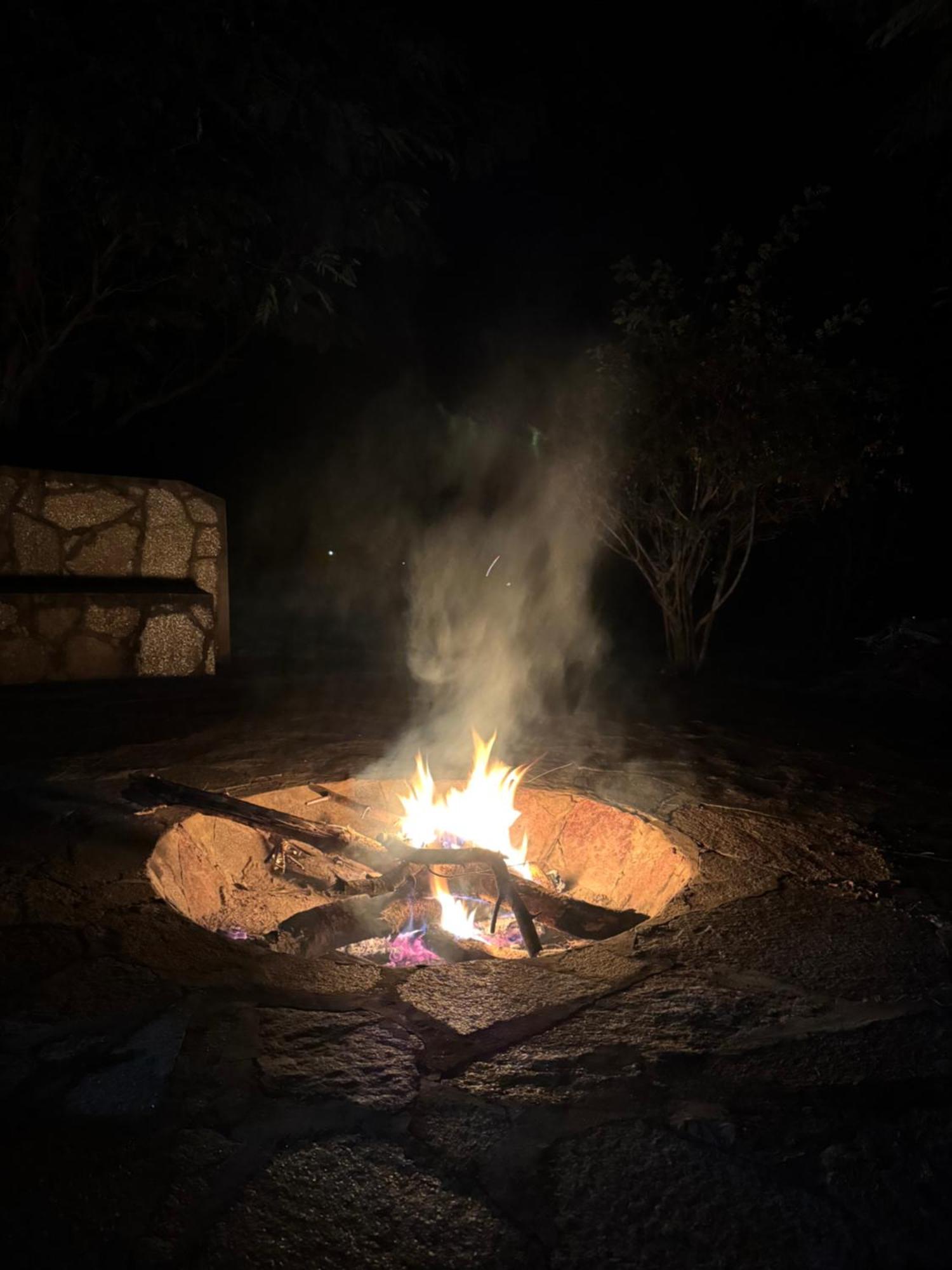 Bwana Tembo Safari Camp Lodge Paraa